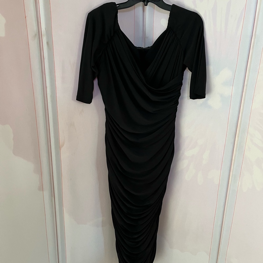 Chic Black Long Sleeve Ruched Dress